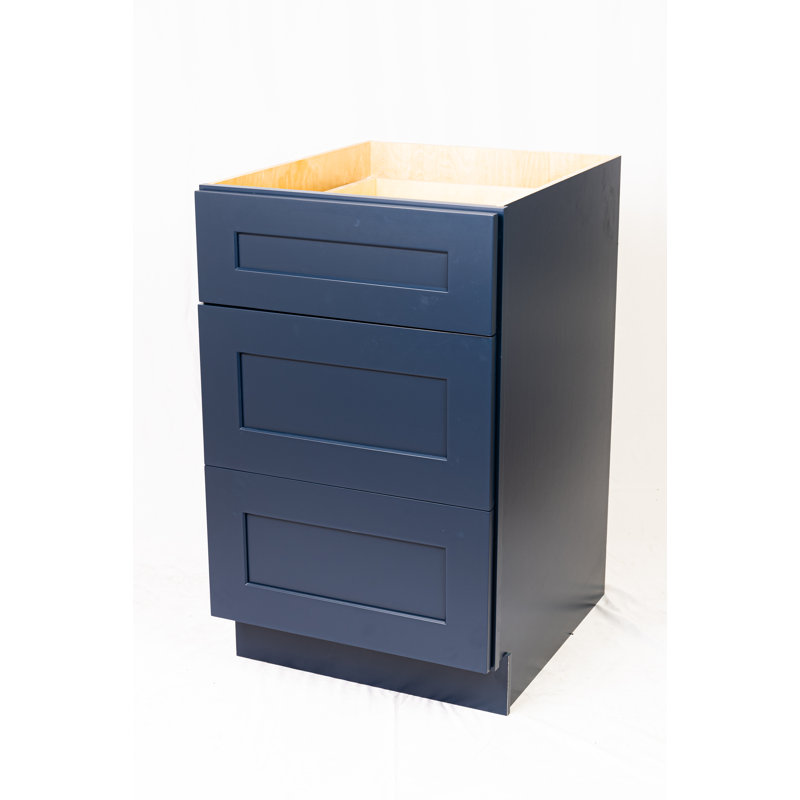 Armoire de rangement à 3 tiroirs H 34,5 po de style Shaker prête à assembler, 18"