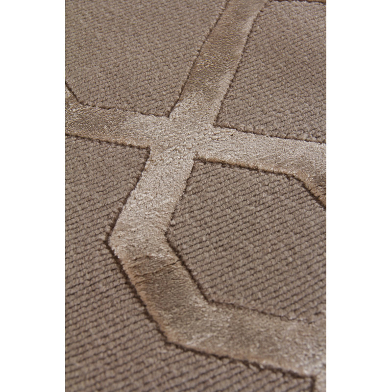 Metro-Velvet Geometric Area Rug in Light Beige, Rectangle 5' x 7'