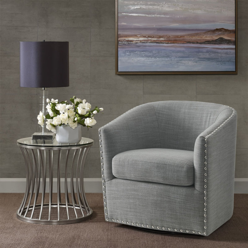 Pivot Tyler, Gris