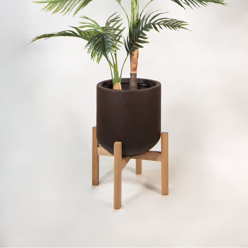 Pot à fleur en argile Mcaleer, Noyers, H 18,5 po x l 16 po x P 16 po