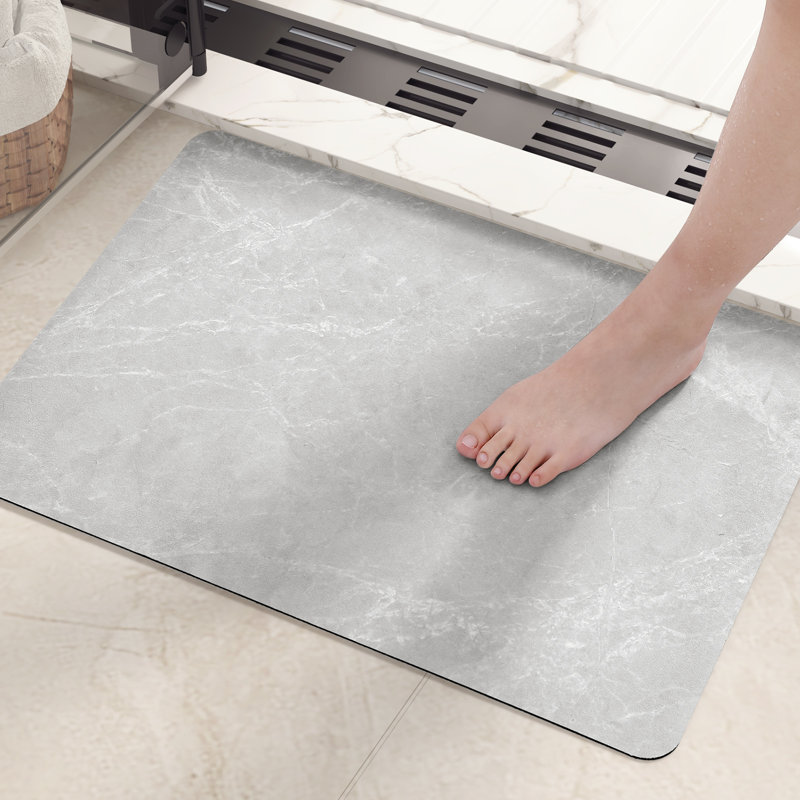 Tapis pour salle de bain, Gris clair, L 17 po x L 32 po