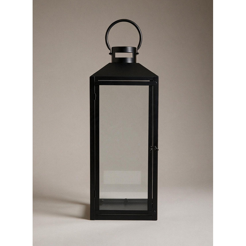 Lanterne en métal Sermont Spaces Living Fairmont, lanterne à bougie noire avec panneaux de verre, porte-bougie pilier pour décor intérieur et extérieur couvert, porche, mariage et foyer, carré 10 po x 29,75 po de hauteur