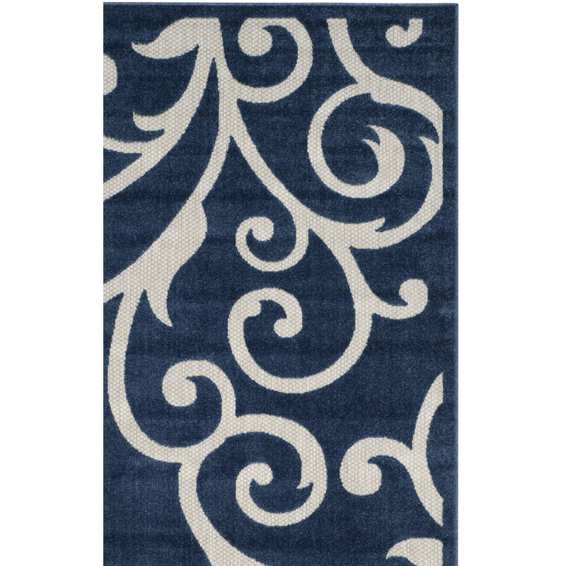 Tapis bleu marine / crème intérieur / extérieur Bryan, Rectangle 6 pi 7 po x 9 pi 6 po