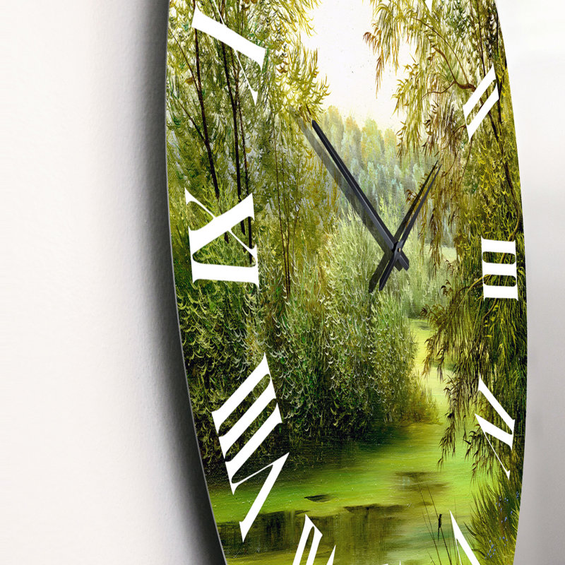 Belle rivière d'été à travers les arbres - horloge murale, Médium
