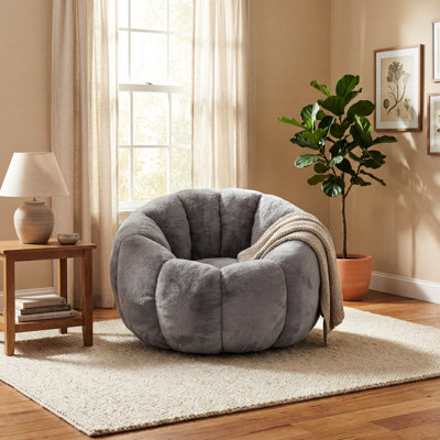 Fauteuil à billes gris adulte en forme de fleur, fausse fourrure pour la chambre à coucher, mousse haute densité, siège mi-moelleux, dossier rembourré, accoudoirs roulés, robuste, salon floral Good Aise Breaking, rembourré de mousse,