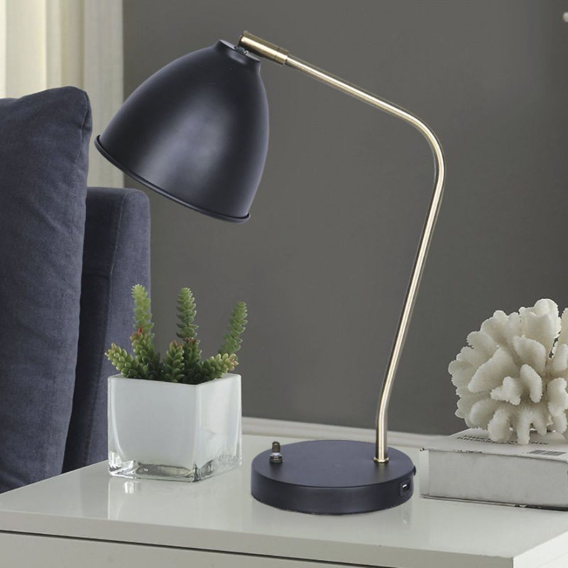 Metal USB Desk Lamp