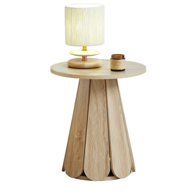 Round End Table With Petal-Shaped Base