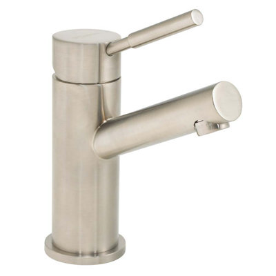 Neo Single Hole Bathroom Faucet with Drain Assembly