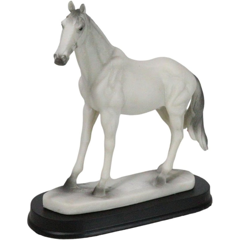 Figurine de cheval de race Camarillo