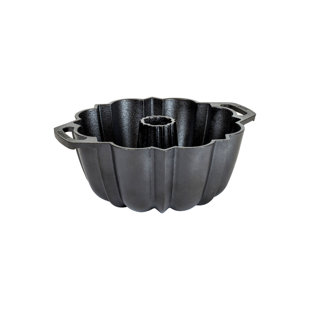 https://assets.wfcdn.com/im/84123149/resize-h310-w310%5Ecompr-r85/2395/239596350/lodge-cast-iron-novelty-fluted-cake-pan.jpg