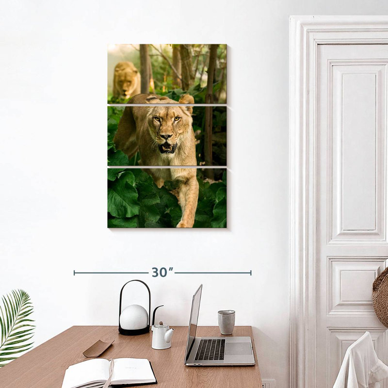 Lionne de chasse Brampt, H 32 po x l 20 po