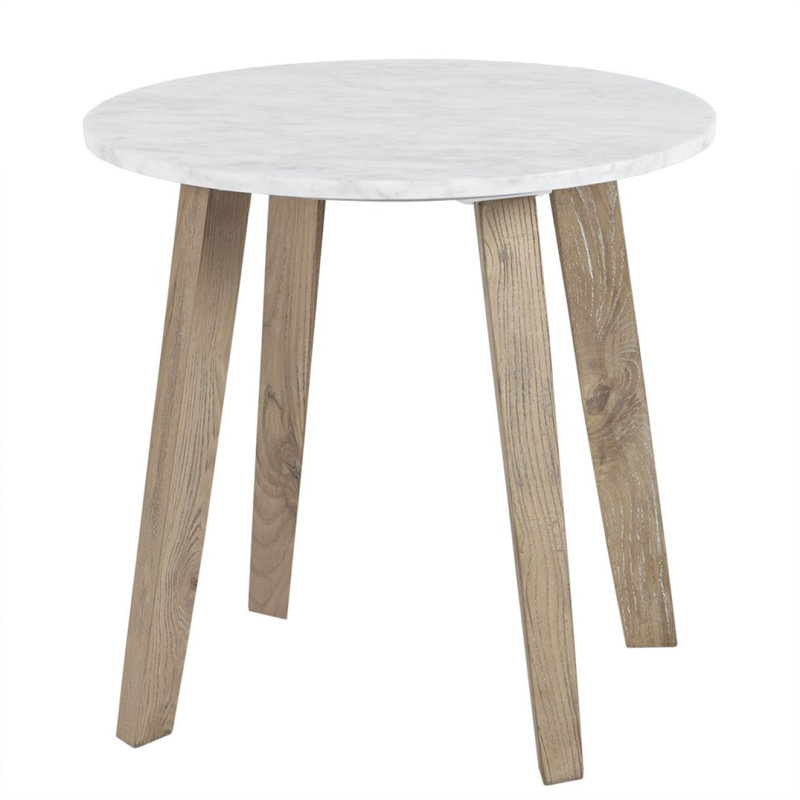 End Table With 4 Legs