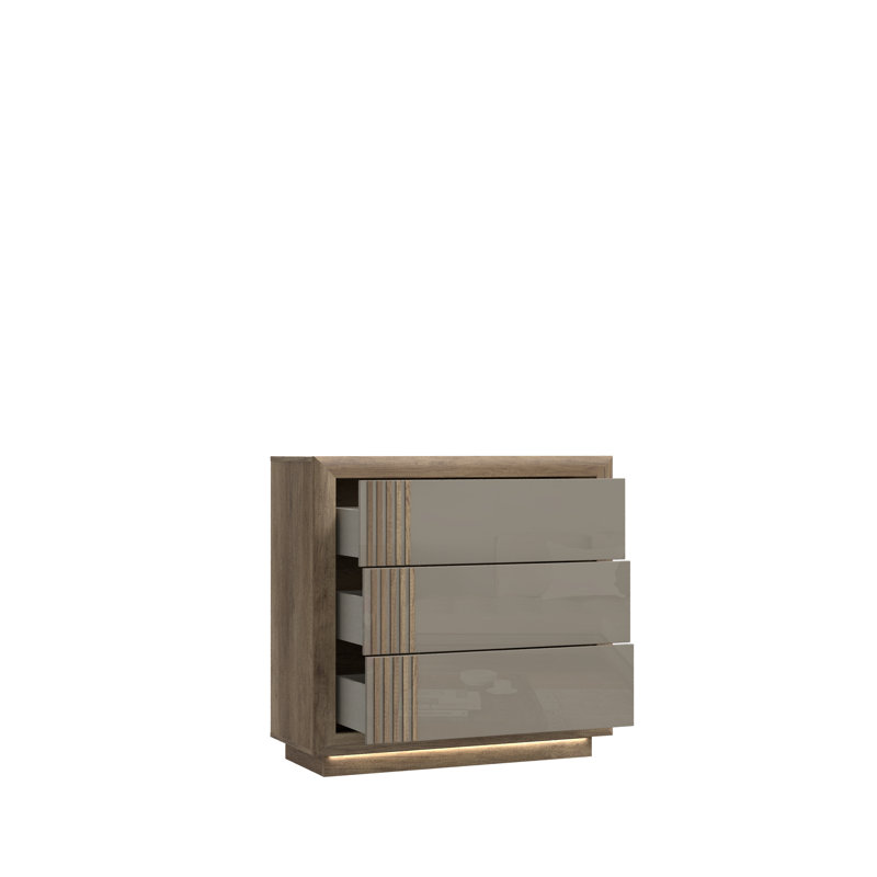Hohenwald 3 - Drawer Rectangle Accent Chest