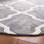 Tapis géométrique en laine touffeté à la main Desantiago-485919106