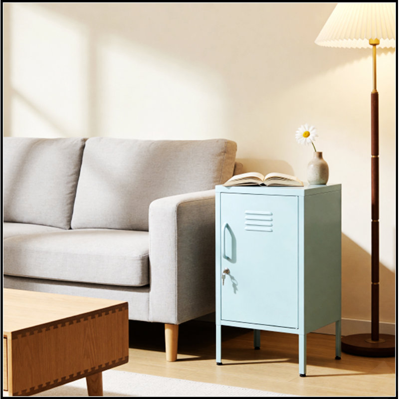 Armoire de rangement en métal durable et multifonctionnelle avec une construction en acier robuste et une capacité de charge élevée, idéale pour organiser et ranger les articles essentiels.