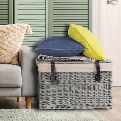 Wicker Storage Trunk with Lid and Cotton Liner