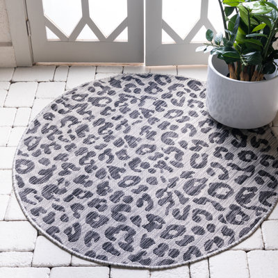 Munguia Animal Print Indoor / Outdoor Rug