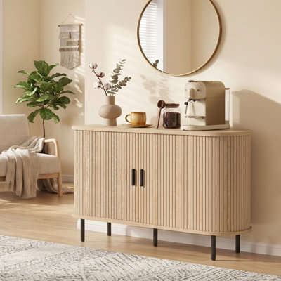 Buffet 55 po à lattes cannelées avec portes coulissantes, naturel