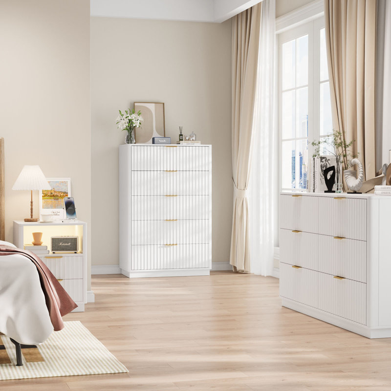 Commode 5 tiroirs l 31,5 po, commode en bois 5 tiroirs pour chambre à coucher, Blanc