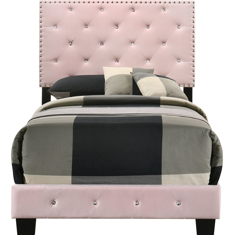 Charmant lit simple rose pour les personnes avec un design durable et une installation facile, parfait pour illuminer la chambre de tout enfant