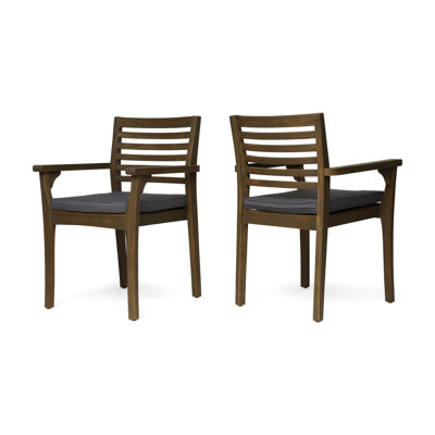 Élégantes chaises de salle à manger grises - structure en bois avec détails et collection 2