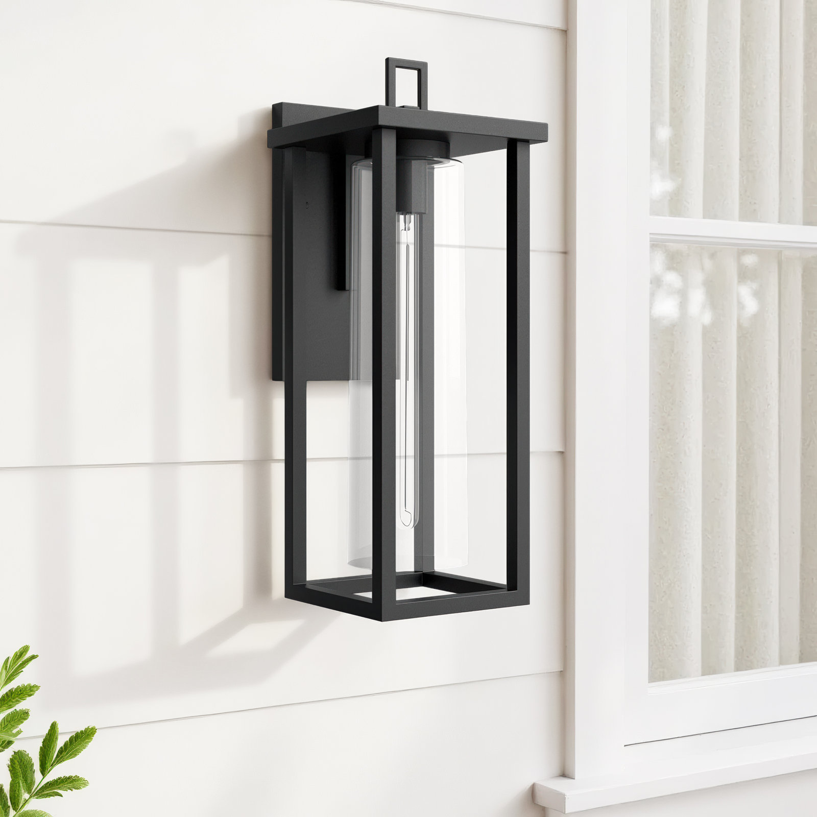 Outdoor Wall Lantern