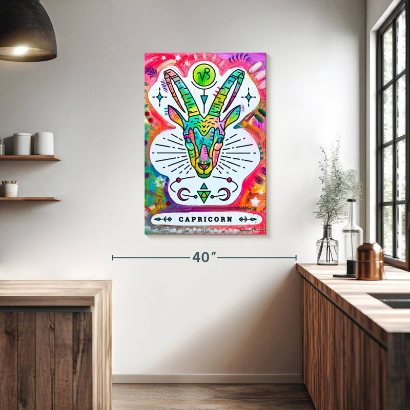 Capricorne coloré Adella, H 39 po x l 26 po