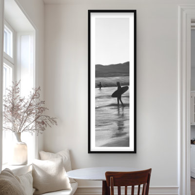Surfers - Imprimé mat pour chambre à coucher encadré monochrome