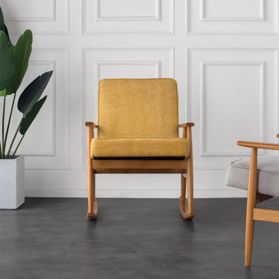 Chaise berçante décontractée en bois massif