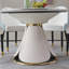 Ensemble de table de salle à manger moderne en pierre artificielle avec plateau rond et piédestal exquis, accompagné de chaises confortables-117837764