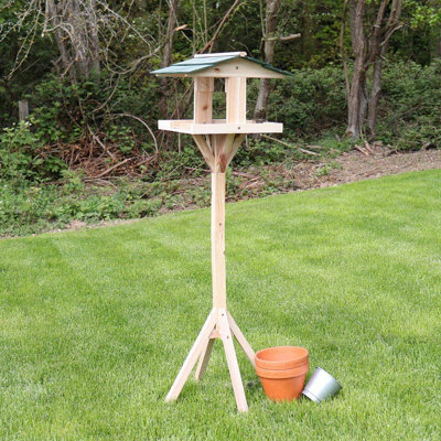 Kewanna Wood Freestanding Tray Bird Feeder