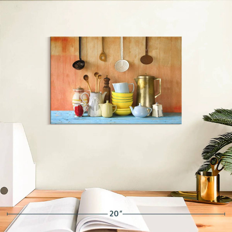 Senne Country Kitchenware, 8" H x 12" W