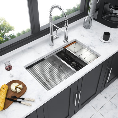 Évier de cuisine encastré 30 po x 19 po à double cuve 60/40 en acier inoxydable T304 de calibre 16 avec deux cuves profondes de 10 po, tablier avant en forme de X, guide d'eau en forme de X, coin arrondi R10, revêtement, patin en caoutchouc de 3 m