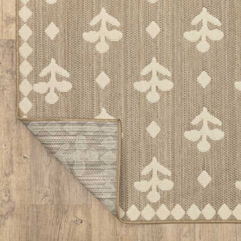 Tavraj Modern Fleur-de-Lis Tan, Beige Indoor/Outdoor Rug, Runner 1'10" x 7'6"