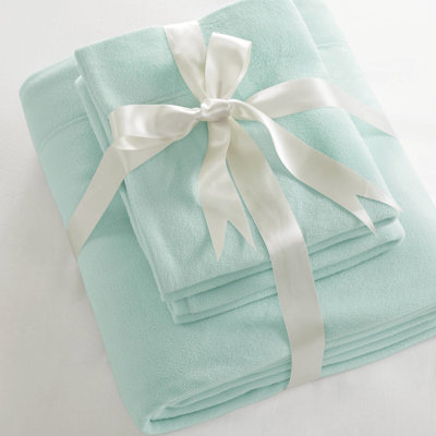 4 Pcs King Sheet In 100% Fleece, Ultra - Soft And Comfortable, Pilling Surface, Flat Sheet, Fitted 2 Pillowcases Included, Elastic For 16" Mattresses, Machine Washable, Of Handfeel, Design, Comes