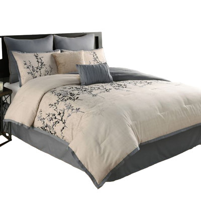 Ensemble d'édredon 8 pièces Yedy, broderie florale bleue et crème