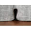 Élégant tapis gris 5 x 8 avec un motif abstrait tranquille