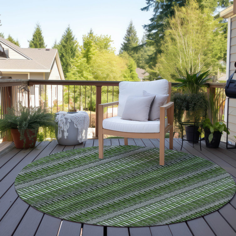 Kinslee Striped Indoor / Outdoor Rug