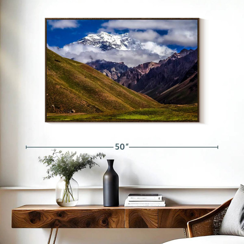 Aconcagua nuageux, Cadre flottant noyer, 40 po x 27 po