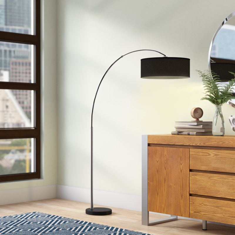 Lampe sur pied arquée 81 po Stubbs