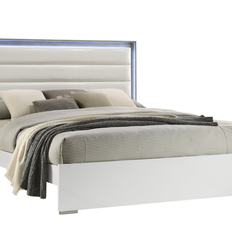 Grand lit de style contemporain Olivia avec tête de lit à DEL et bois