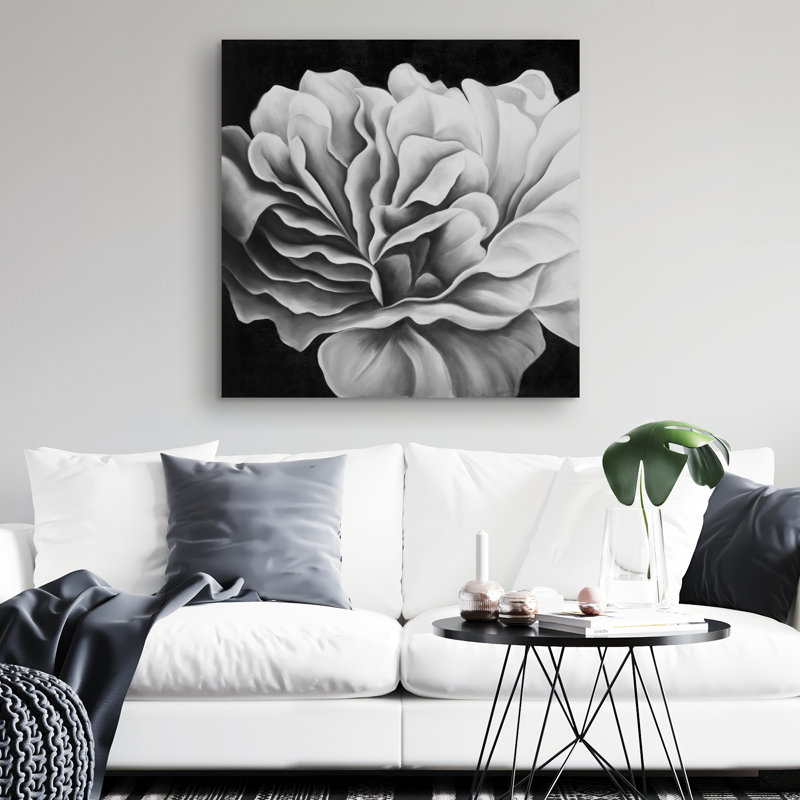 Beautiful flower - 32"x32" art on canvas
