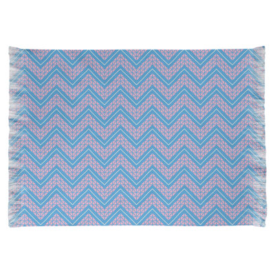 Tapis bleu zone à chevrons à main