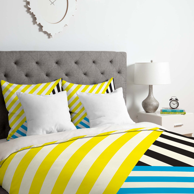 Three Of The Possessed Polyester Geometric Shapes Duvet Cover, Twin/Twin XL Duvet Cover + 1 Standard Sham