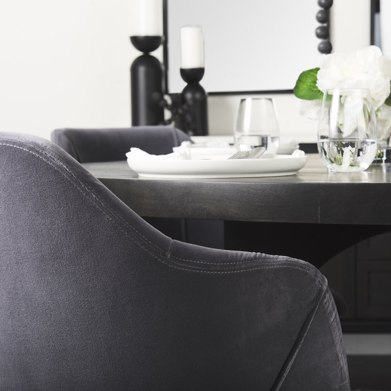 Fauteuil rembourré gris foncé