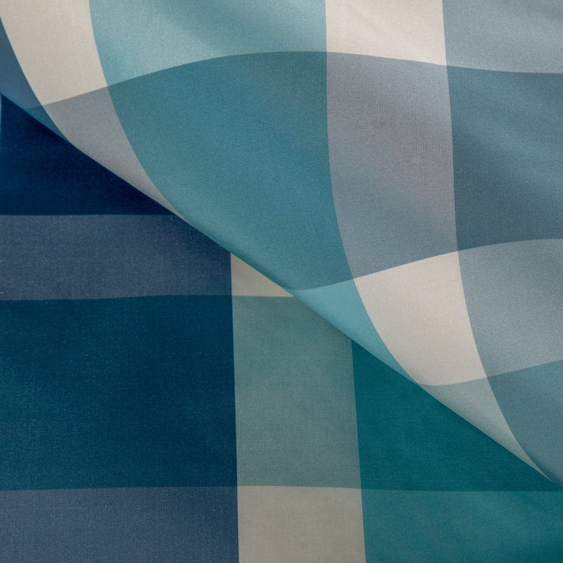 Verdun Plaid, Sky