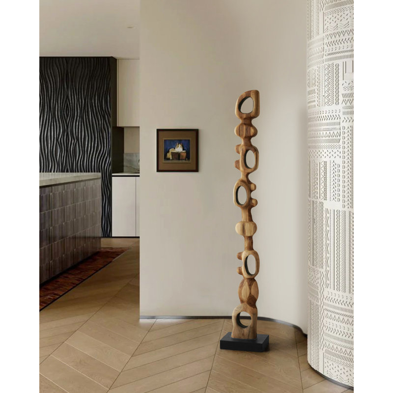 Statue verticale minimaliste en bois, pièce décorative au design géométrique abstrait et ajouré, idéale pour l'intérieur d'une villa ou d'un appartement.