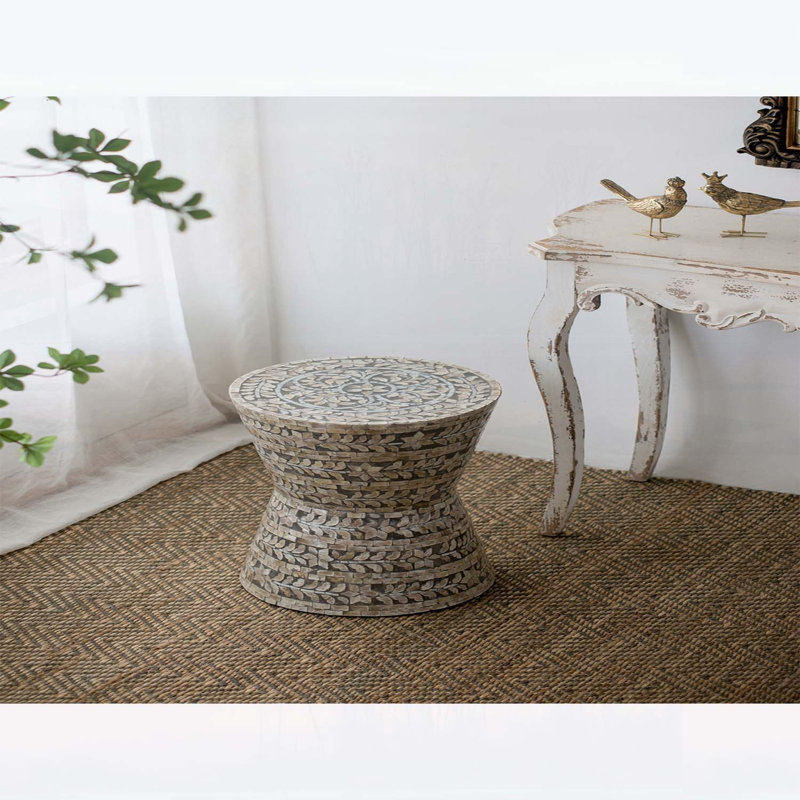 Tabouret de jardin effilé D14x19 Capiz, table d'appoint décorative avec incrustation élégante et design fonctionnel pour l'intérieur