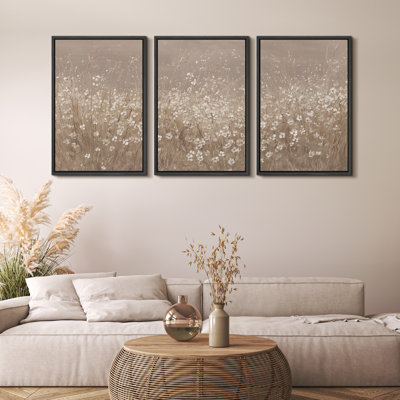 «Neutral Wildflower Field with Soft White Blossoms», reproduction d'art sur toile encadrée 3 pièces