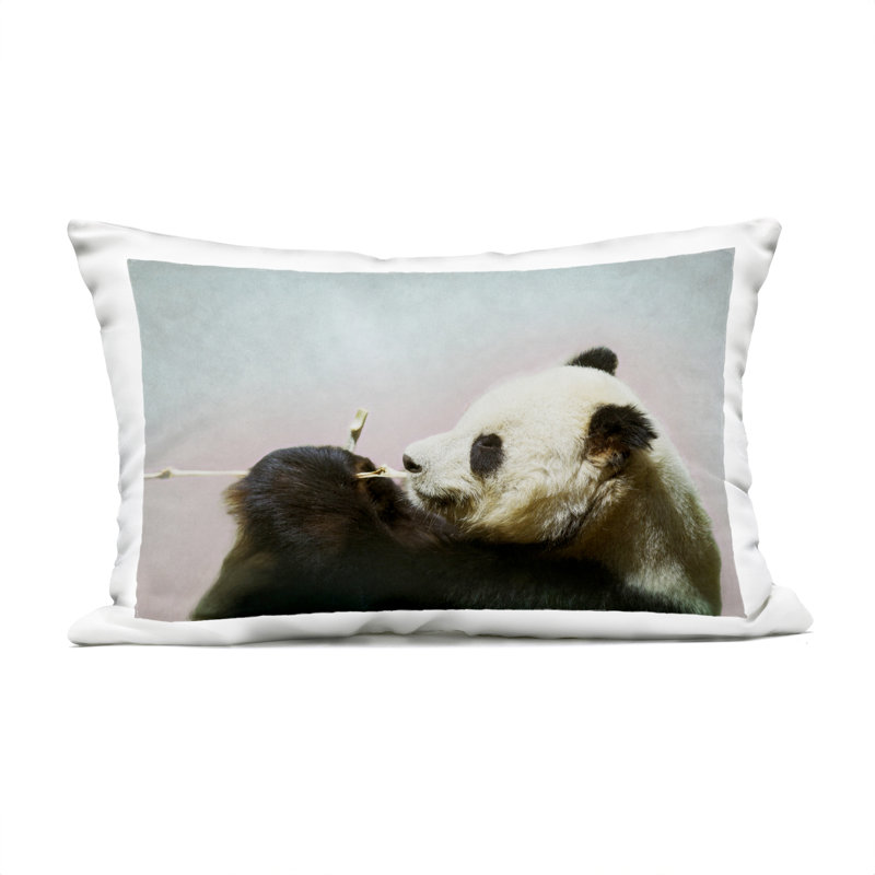 Coussin d'extérieur imprimé Wild Panda & Bamboo par Roberta Murray